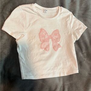 Garage pink bow crop top